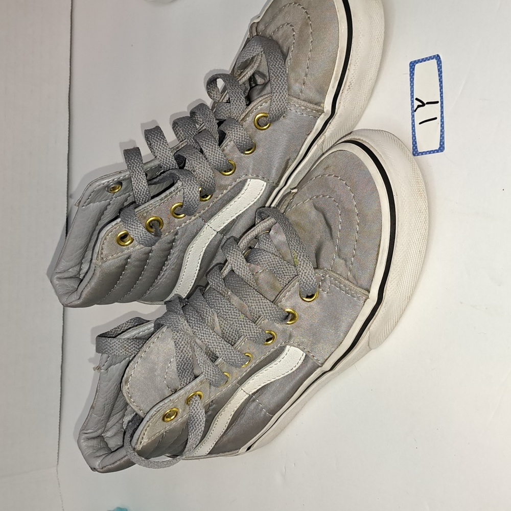 Vans (kids) Grey satin like materialize 1Y